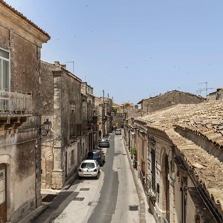 Le Casette Di Nonno Pippo Palazzolo Acreide Exteriör bild